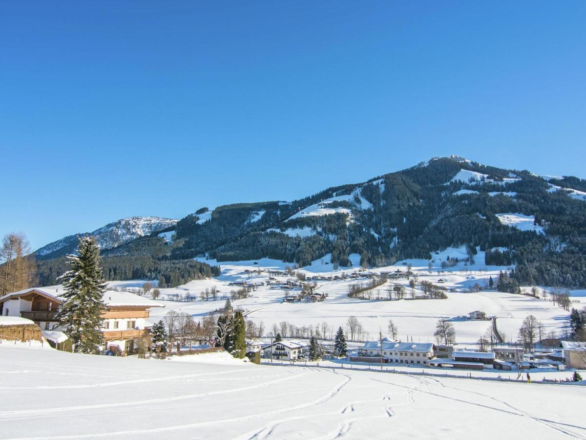 Luxurious Holiday Home With Terrace In Tyrol Brixen im Thale Zewnętrze zdjęcie